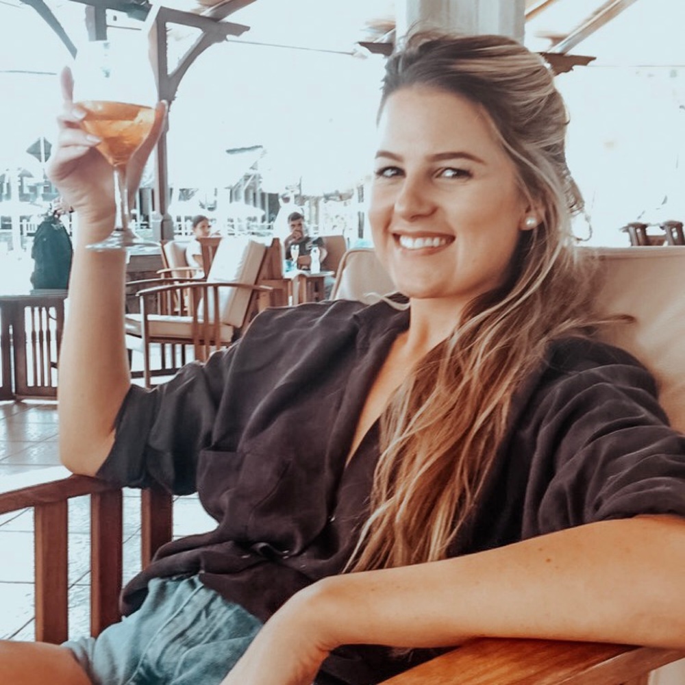 Meet your Posher, Chloe